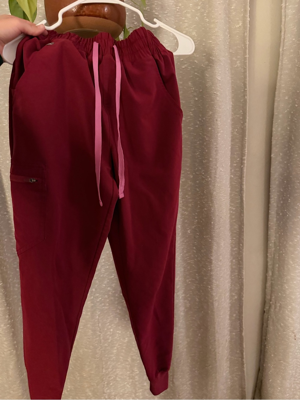FIGS Magenta Zamora with Pink Drawstring